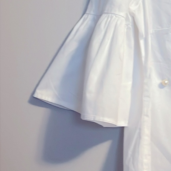 Como Vintage Size XL White Ruffle Sleeve Shirt With Dainty Pearls On Front - Picture 4 of 9